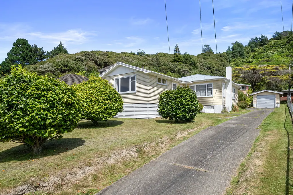 171 Wellington Road, Wainuiomata, Lower Hutt, Wellington