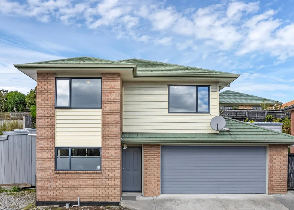 Massey 4房  Big Opportunities! Land, Location, Huge Spaces!