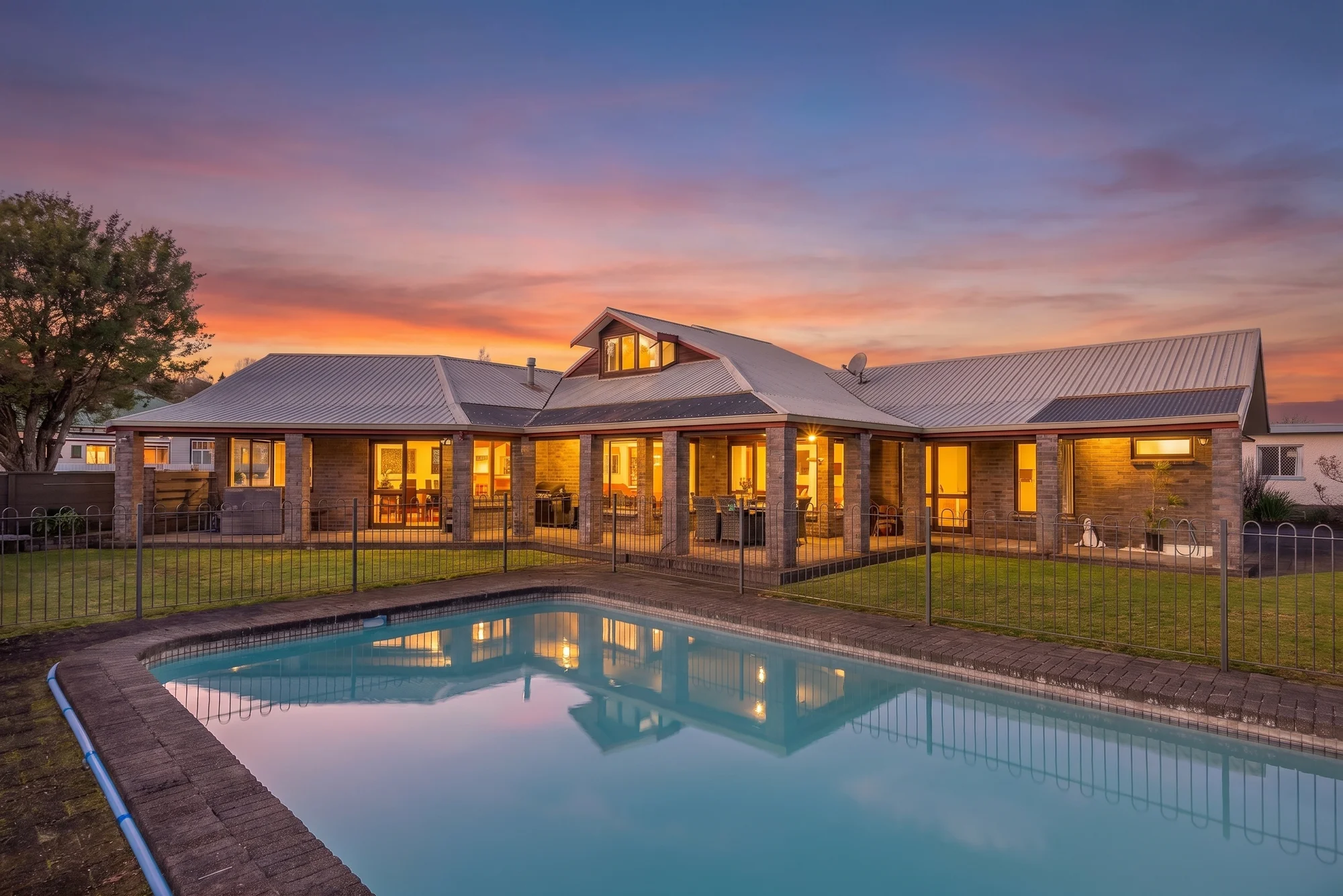 Te Kuiti 5Moenga Location, Quality & Scale + Self Contained Flat