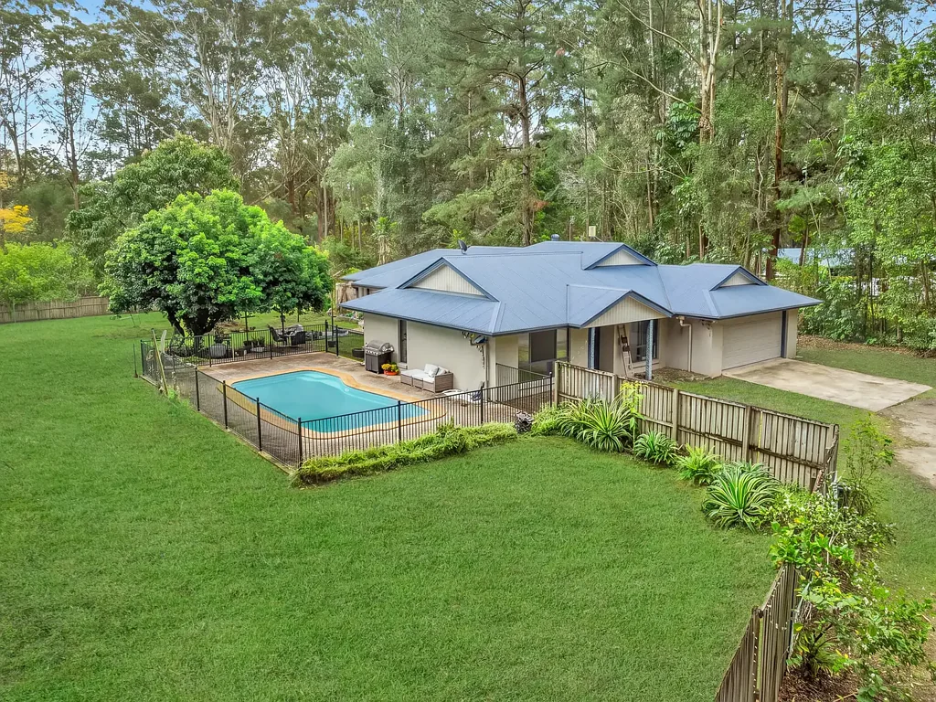 Peachester 5બેડરૂમ Family Home with Pool, Shed & Space!