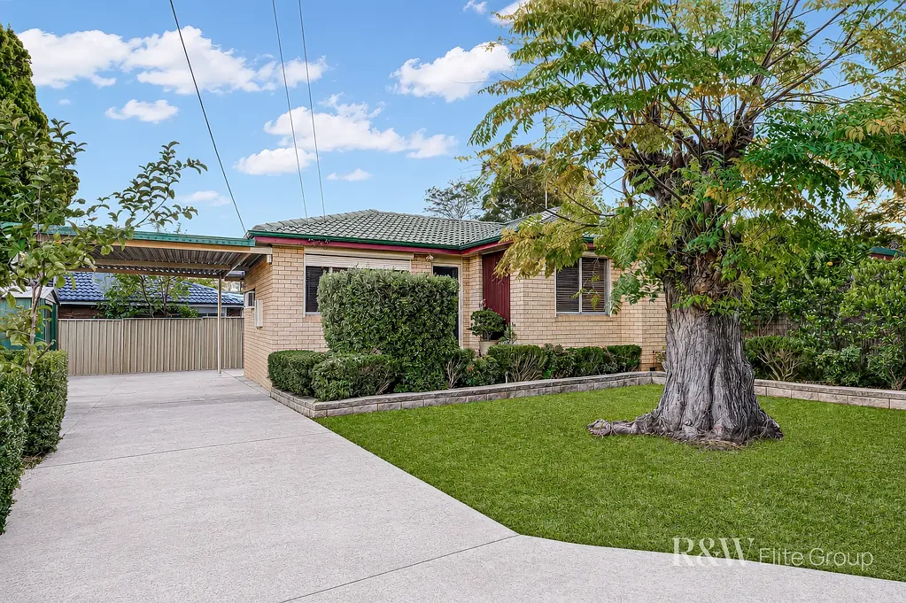 Rooty Hill 5غرفة نوم Large Family Home in South Rooty Hill (Walk to Train Station & Shops)