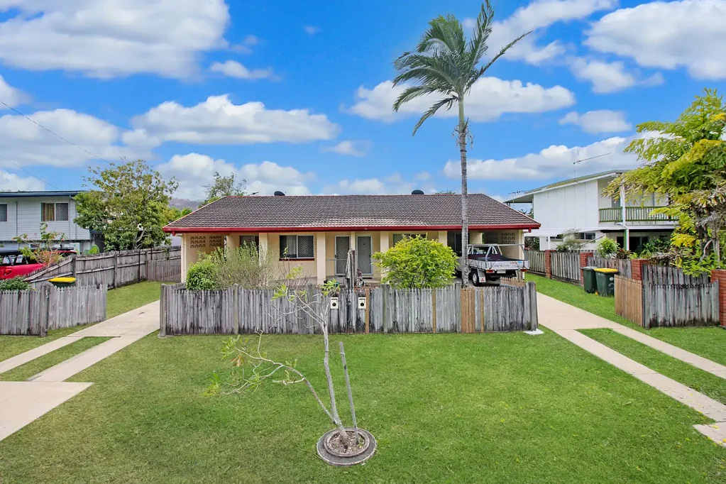 Kirwan 4Zimmer Amazing Opportunity - Solid Duplex in Popular Kirwan!