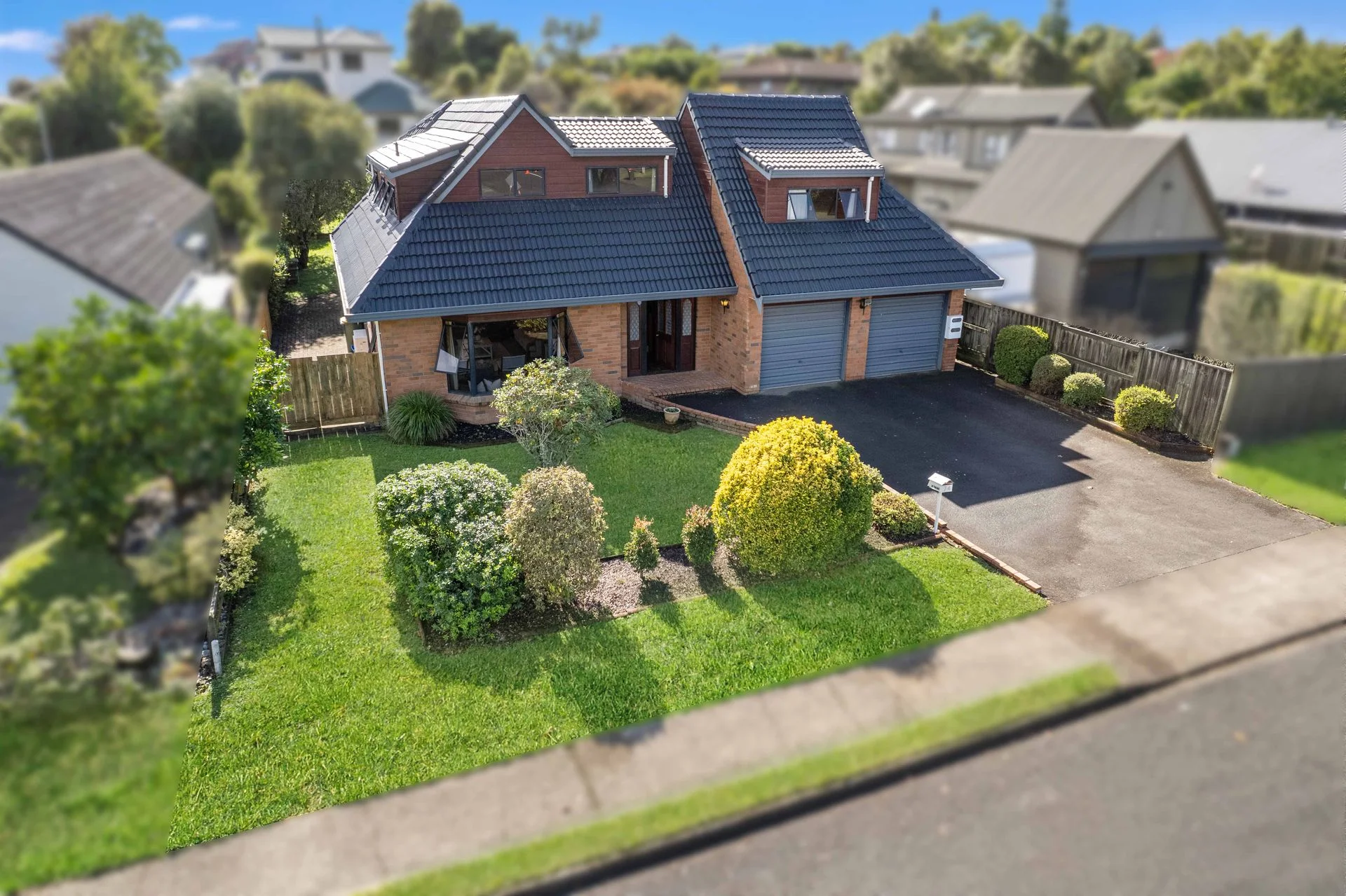 Lynmore 4कमरा Spacious Family Living in Sought-After Lynmore