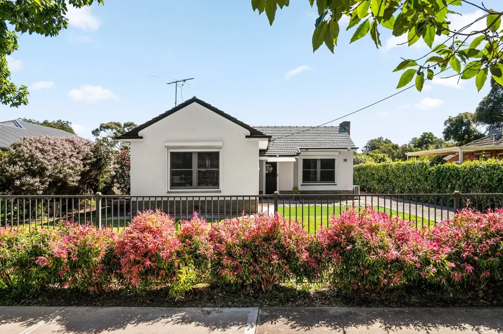 Marion 4બેડરૂમ Beautiful 4 Bedroom Home on a Generous 800sqm Block in Marion.