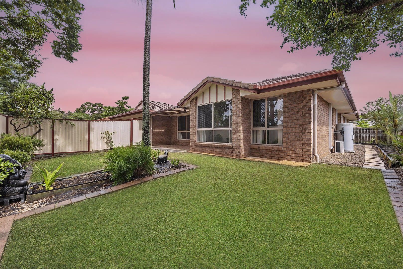 18 KINCHEGA CCT, PARKINSON QLD 4115, 0 Kuwarto, 0 Banyo, House