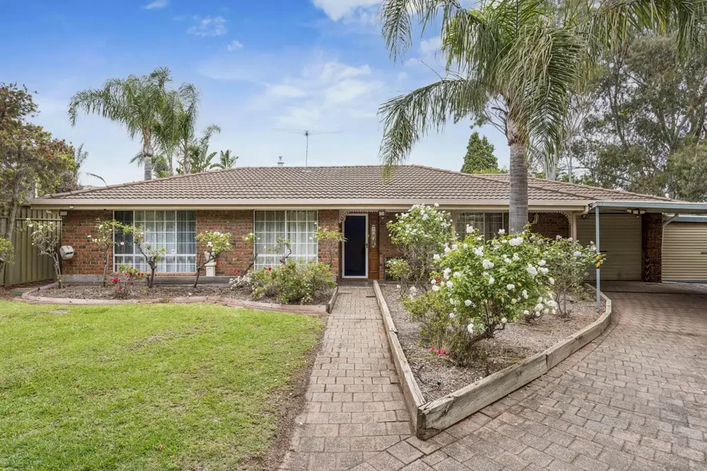 40 Mariners Drive, Surrey Downs, SA 5126