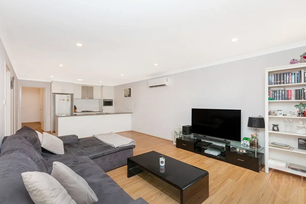 112 Burrumarra Avenue, Ngunnawal, ACT 2913