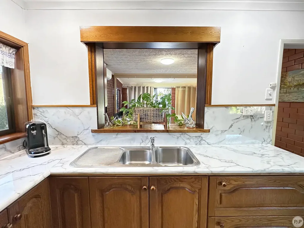Heatley 4 Bedroom The Ultimate Family Entertainer - Move-In Ready with Pool