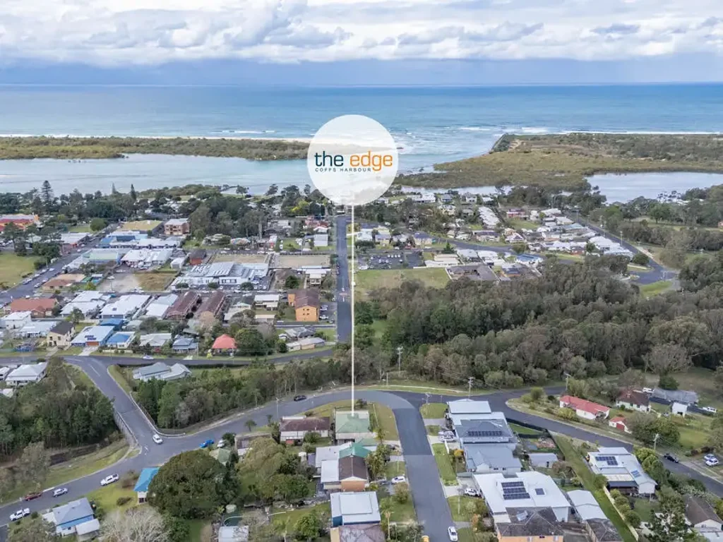Urunga 3 Bedroom Position, Potential and Ocean Glimpses...
