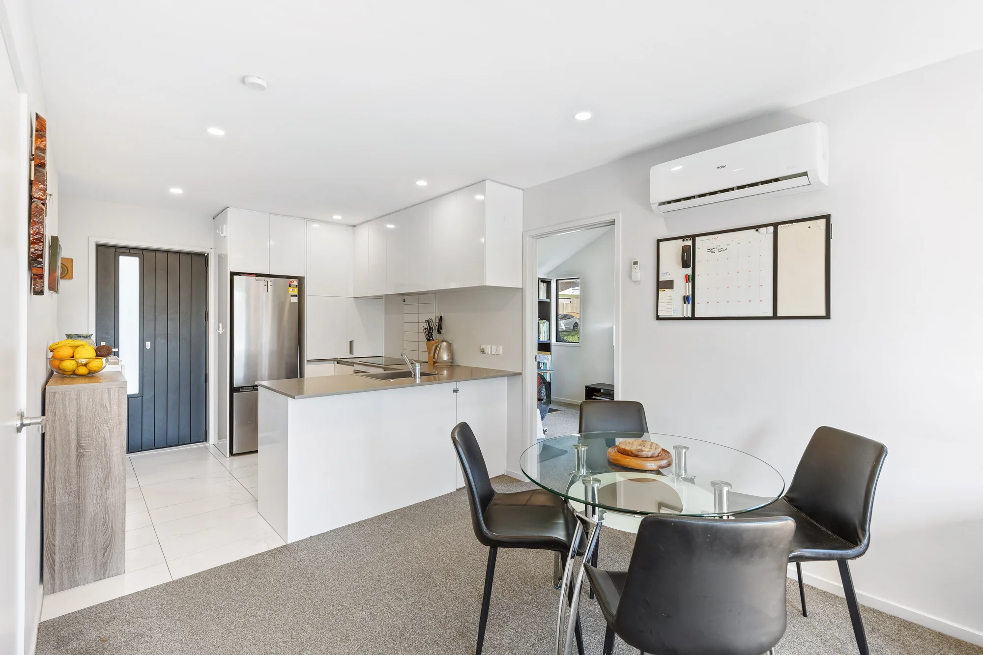 Glenfield 3બેડરૂમ Freehold Home | Standout Location