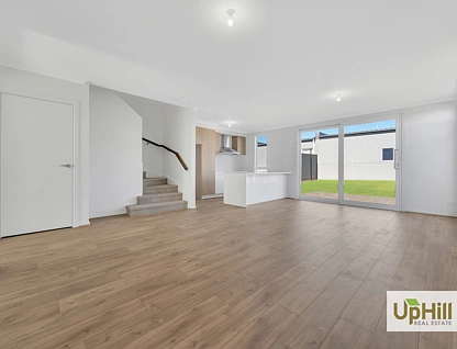 188 Carnival Boulevard, Berwick, South East Melbourne, 4 Bedrooms, 3 Bathrooms, House