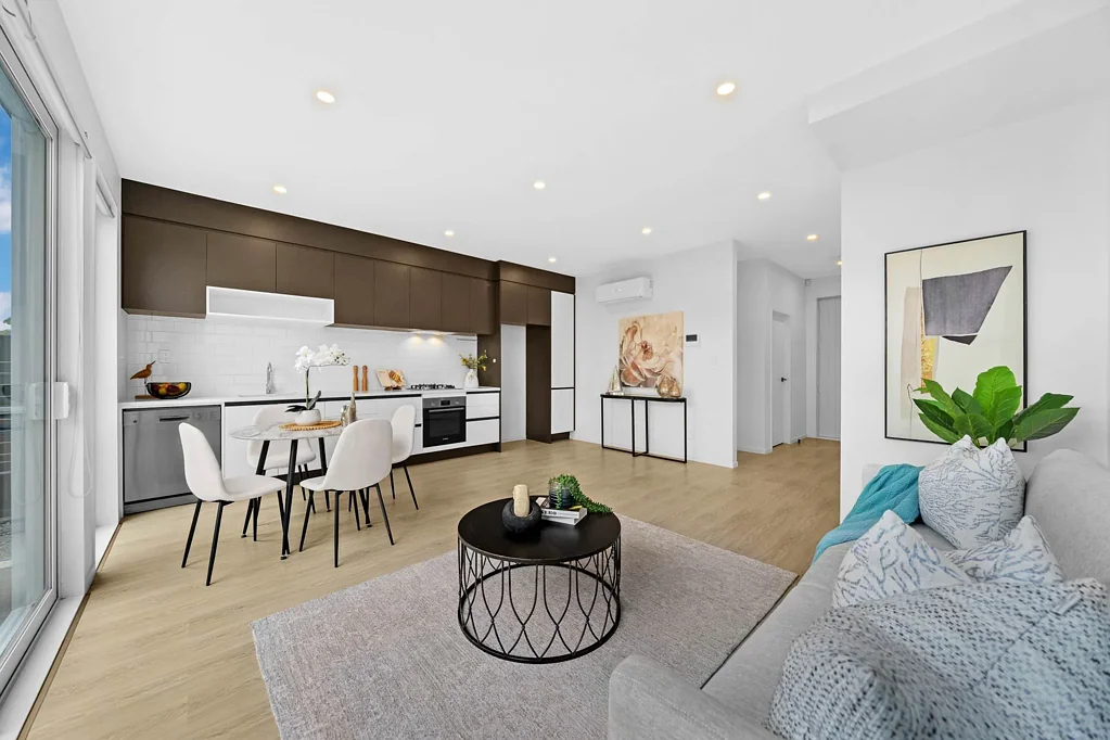 Half Moon Bay 4房 现代魅力独立屋，步行即达BBI与Macleans College，毗邻游艇码头！ Freestanding Charm  Walk to BBI & Macleans