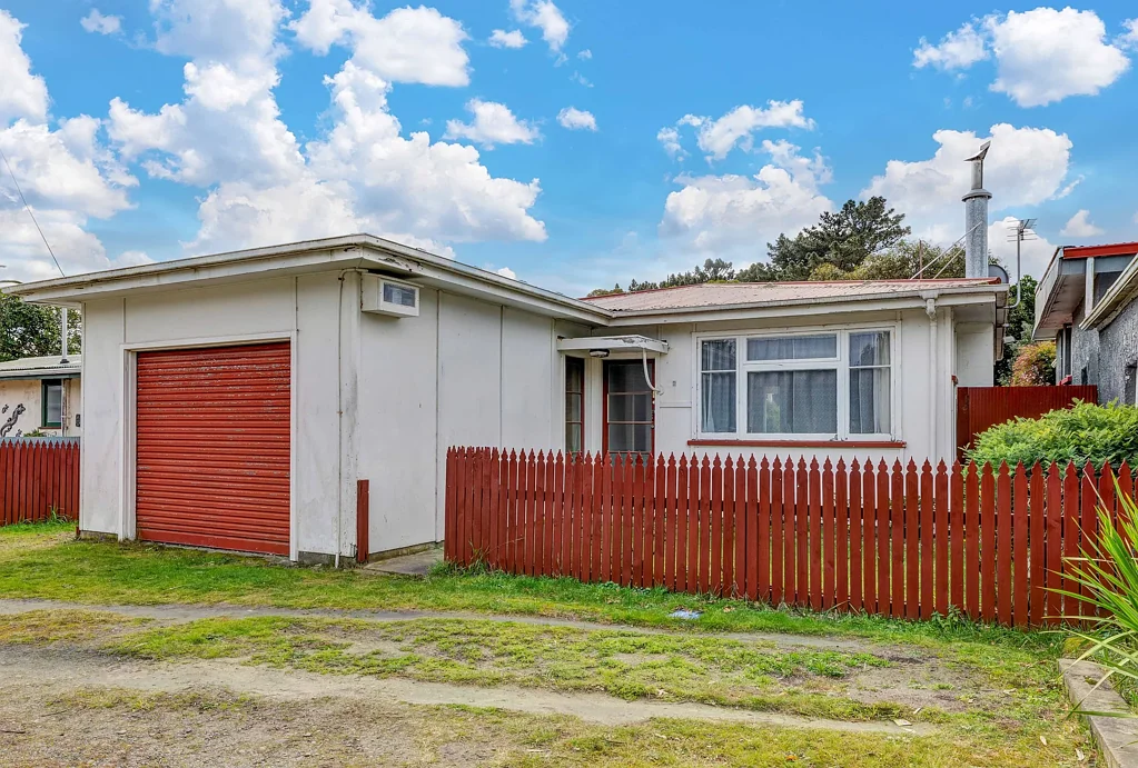 Leithfield 3 Bedroom Seaside Treasure