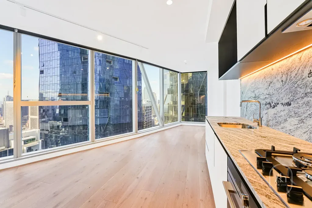 One-Bedroom Apartment @ WEST SIDE PLACE （Fridge and Washing Machine Included)