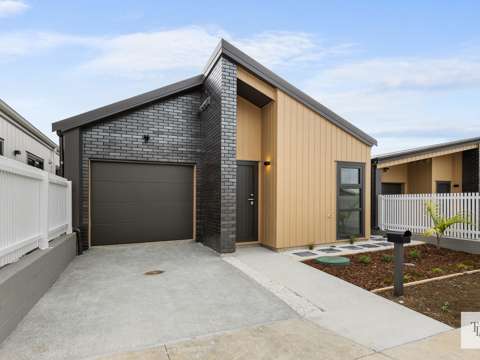 Pukekohe 3房  Easy Living Never Looked This Good!
