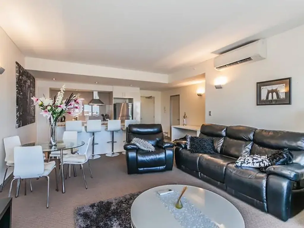 Spacious Fully Furnished Apartment