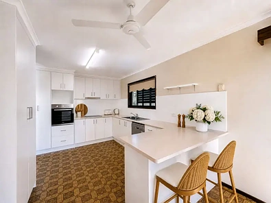 11 Ormiston street, Clinton, QLD 4680, 4房, 3浴, House
