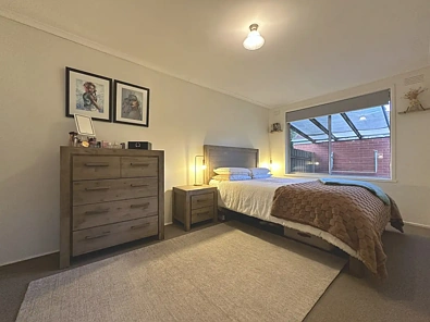 卧室 - 2/8 Lording St, Ferntree Gully, VIC 3156