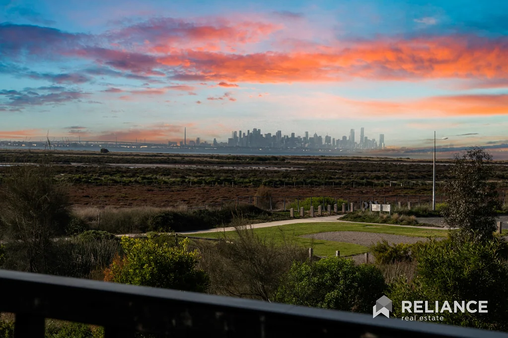 82 Bayvista Circuit, Point Cook, VIC 3030