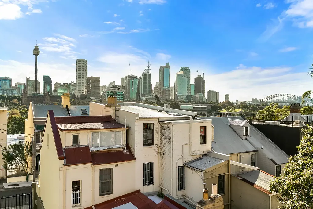 Unique & modern one bedroom unit plus study/dining in great location!