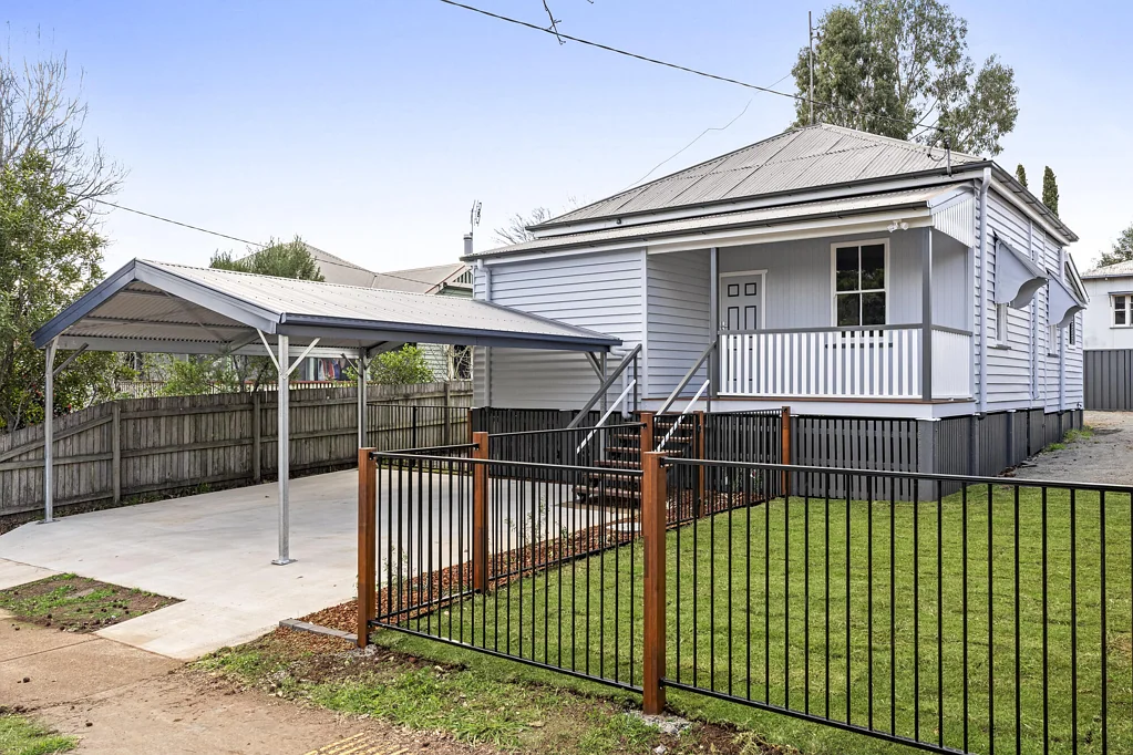 North Toowoomba 3房 拎包入住的家，靠近 Toowoomba 市中心 Move In Ready Home Close to the Heart of Toowoomba
