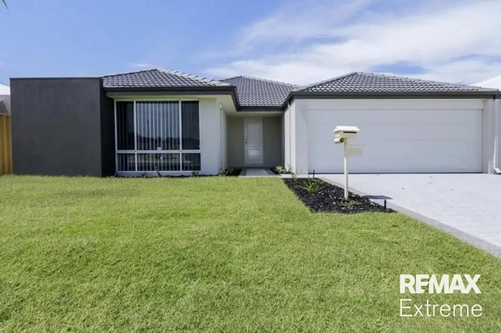 LOVELY FAMILY HOME!