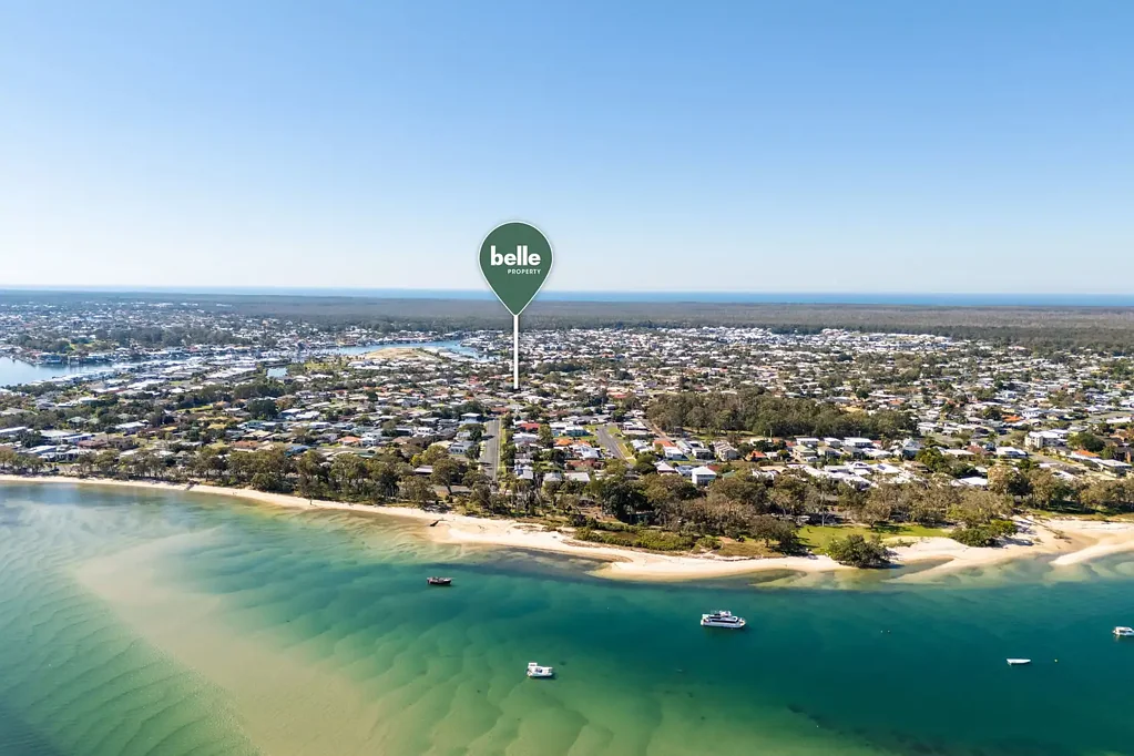 Bellara 3Zimmer Walk to Water, ground floor Coastal Living