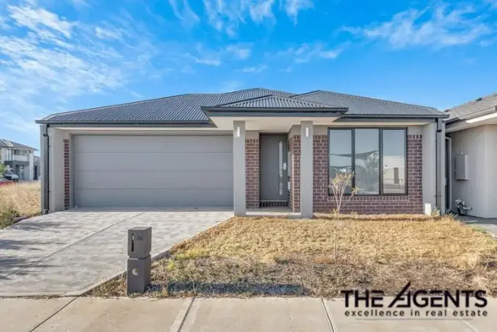 Exceptional Family Living in a Prime Location