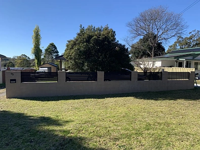 Blaxland 3房 采光充足的三卧室住宅，占地 550 平方米，厨房已翻新并进行了现代化升级 Light‑filled 3‑bedroom home on 550 m² Block with renovated kitchen and modern upgrades