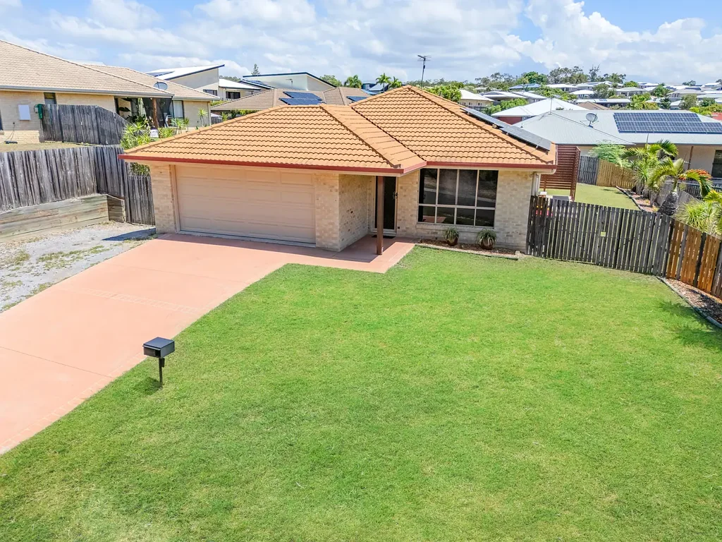 12 Skyline Drive, New Auckland, QLD 4680