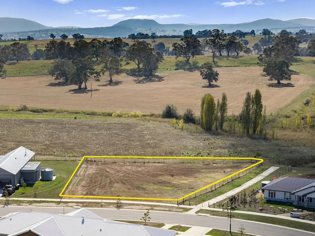 Mansfield  Build Your Dream Lifestyle on 2,275m² in The Grange Estate