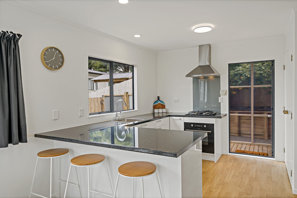 2/59 Santiago Crescent, Unsworth Heights, Auckland - North Shore, 2 ਕਮਰੇ, 1 ਬਾਥਰੂਮ