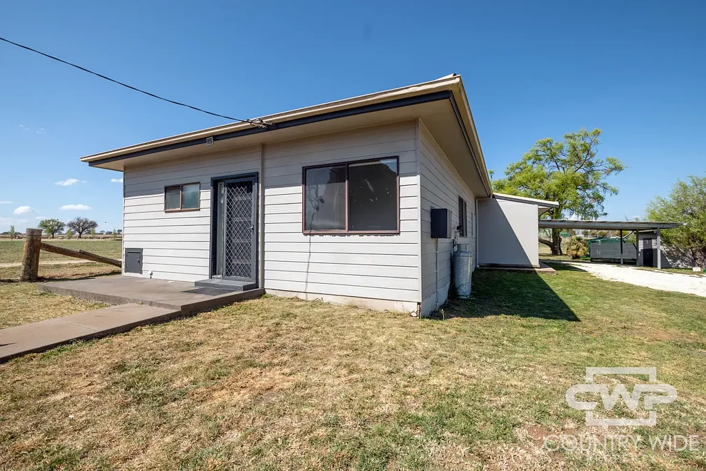 Charming 4-Bedroom Semi-Rural Retreat in Guyra
