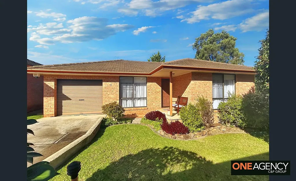 Low-Maintenance Villa in a Convenient Location