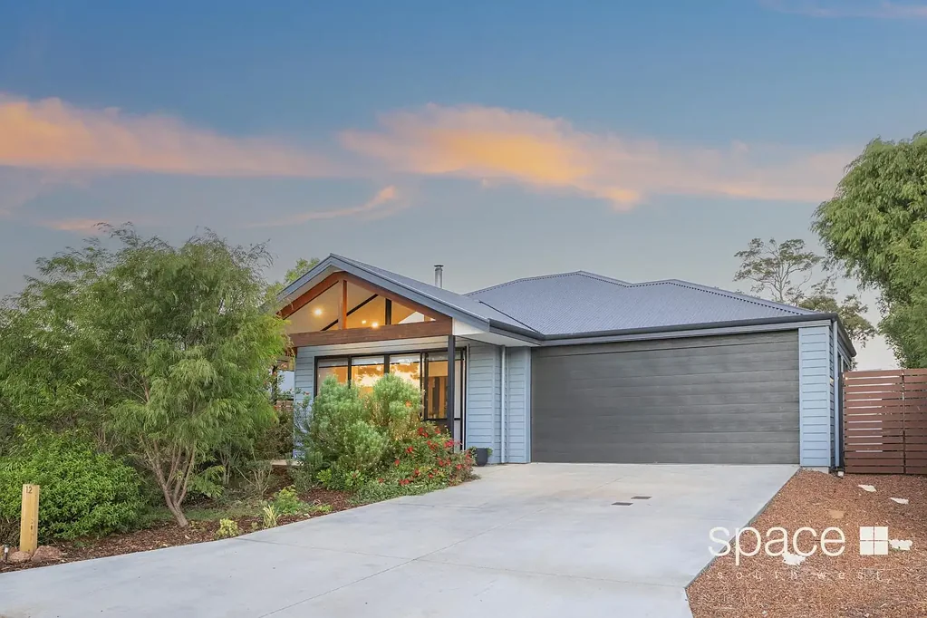 12 Currawong Street, Cowaramup, WA 6284