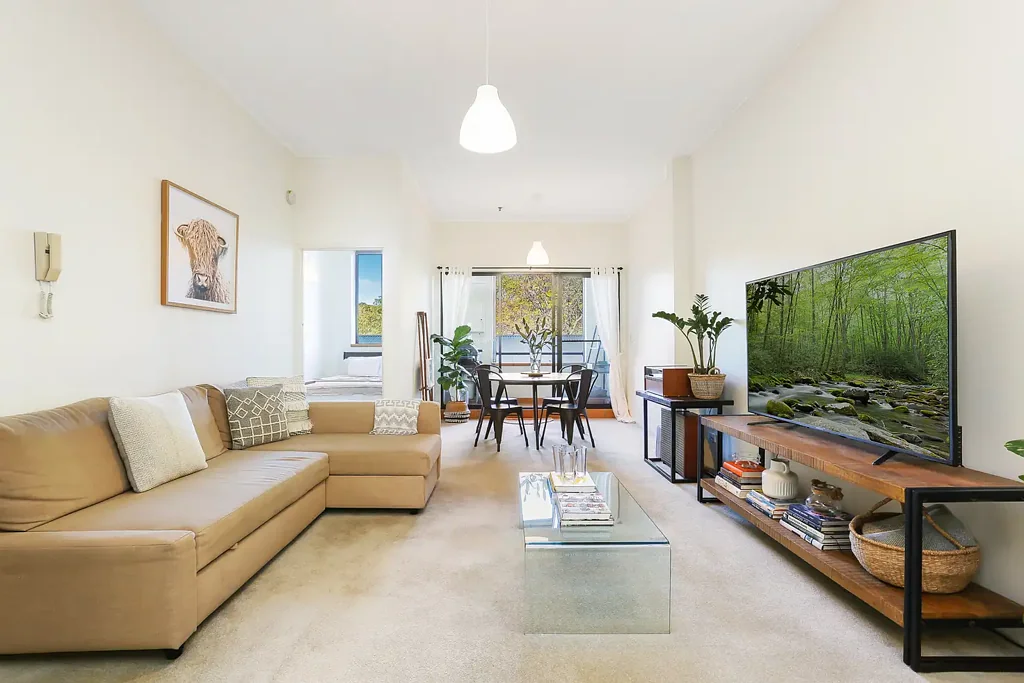 Offering the feel of a modern lifestyle in the heart of Camperdown!
