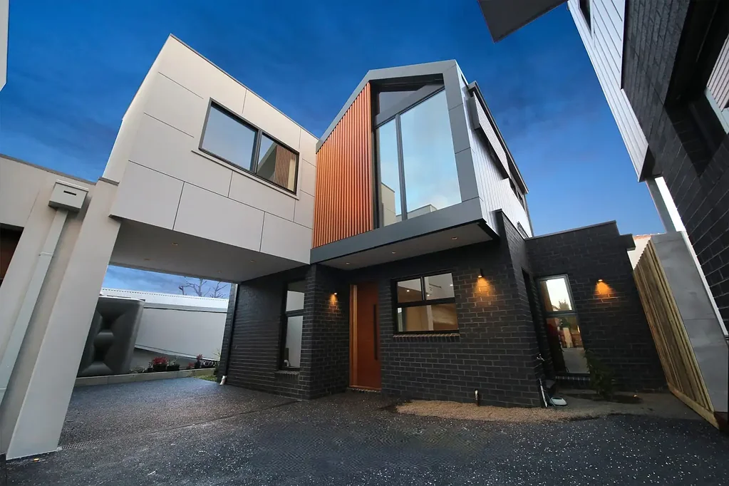 Architecturally Designed Townhouse in Prime location