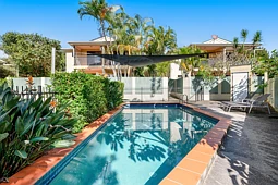 2/108 Richmond Road, Morningside
