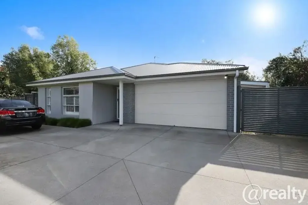 Warragul 4房  When Modern meets Convenience!