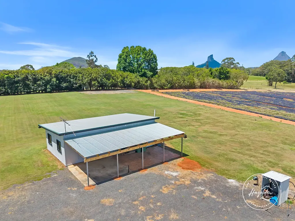 Glass House Mountains 2Moenga A Rare Slice of Hinterland Paradise