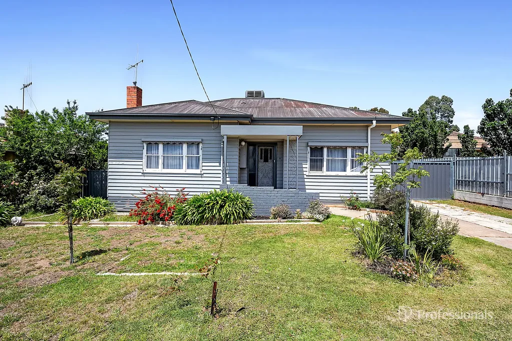 24 Goldsmith Street, Maryborough, VIC 3465