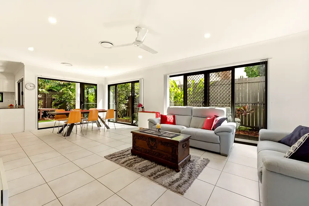 Hamilton 4部屋 Modern Duplex with No Body Corporate Fees