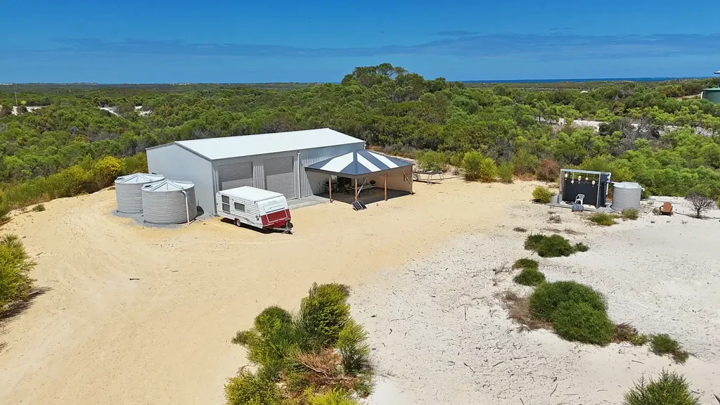 Jurien Bay  Coastal Dream Shed on Marine Fields - Ready for Boats & Toys!