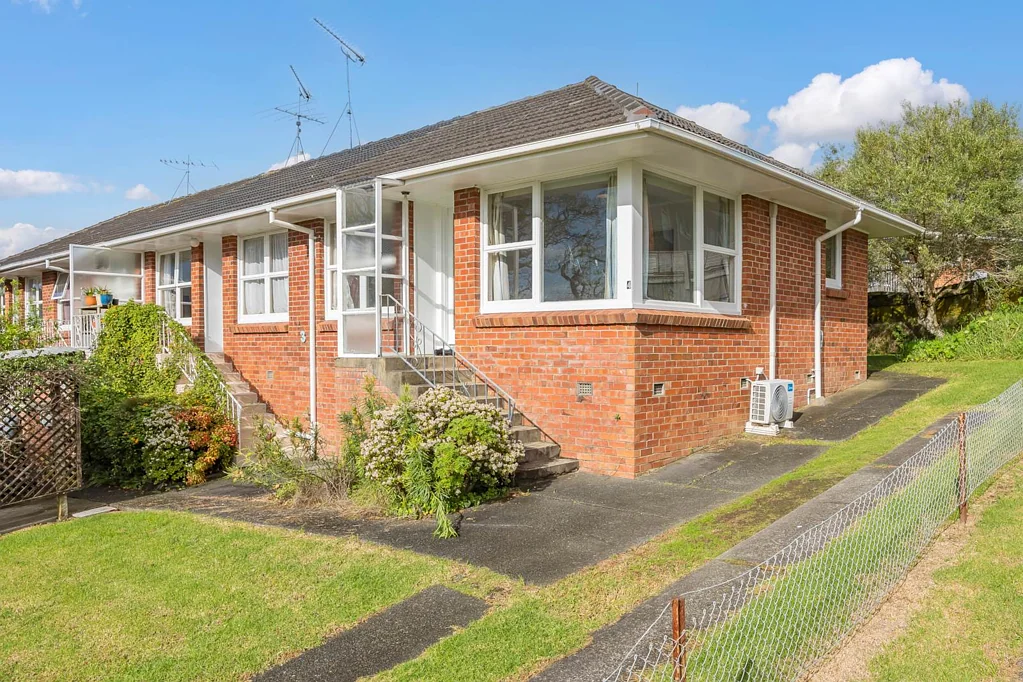 4/9 Lenihan Street, Northcote, North Shore City, Auckland