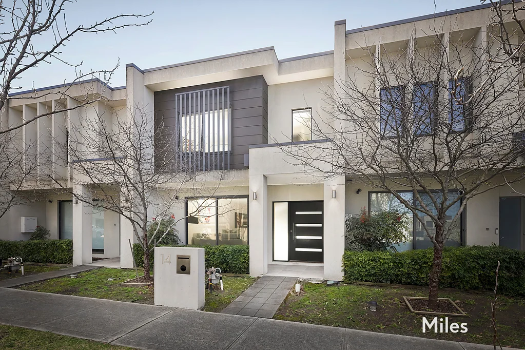 14 Woodstock Crescent, Ivanhoe, VIC 3079