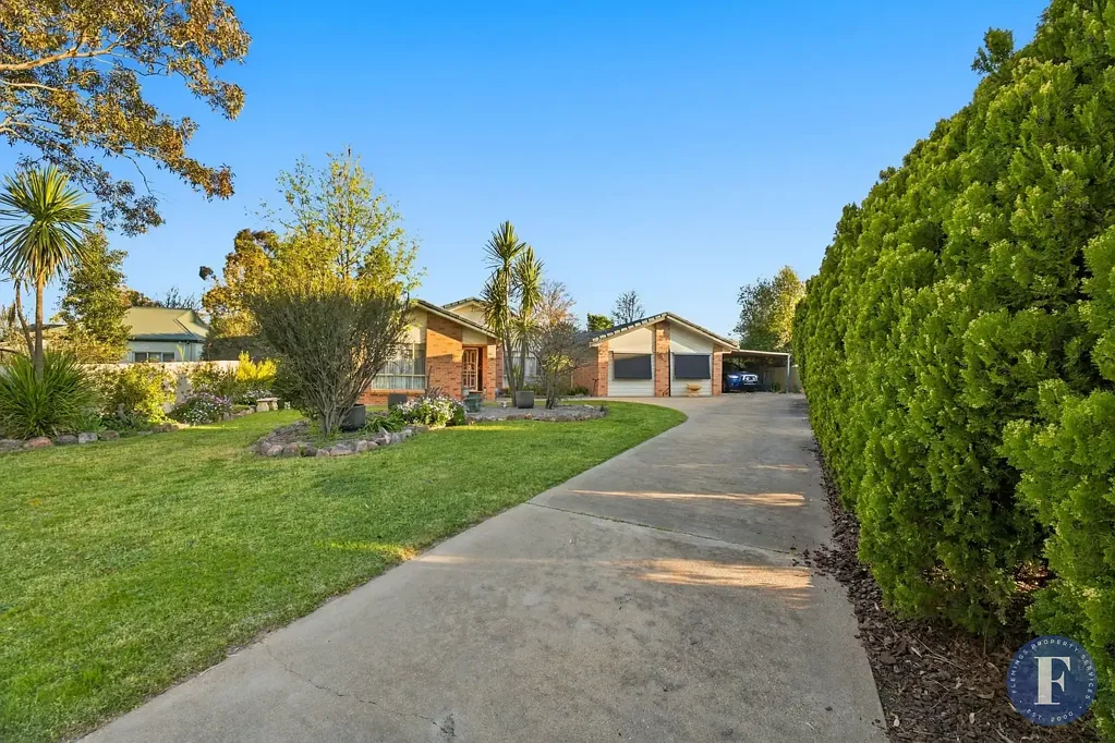 Cootamundra 5Zimmer Large Family Home in a Quiet Col-De-Sac