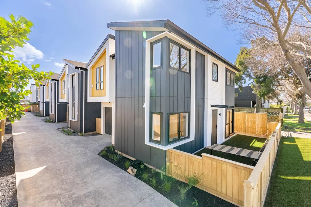 Otahuhu 3部屋 Freestanding Matters, Fee-simple Homes