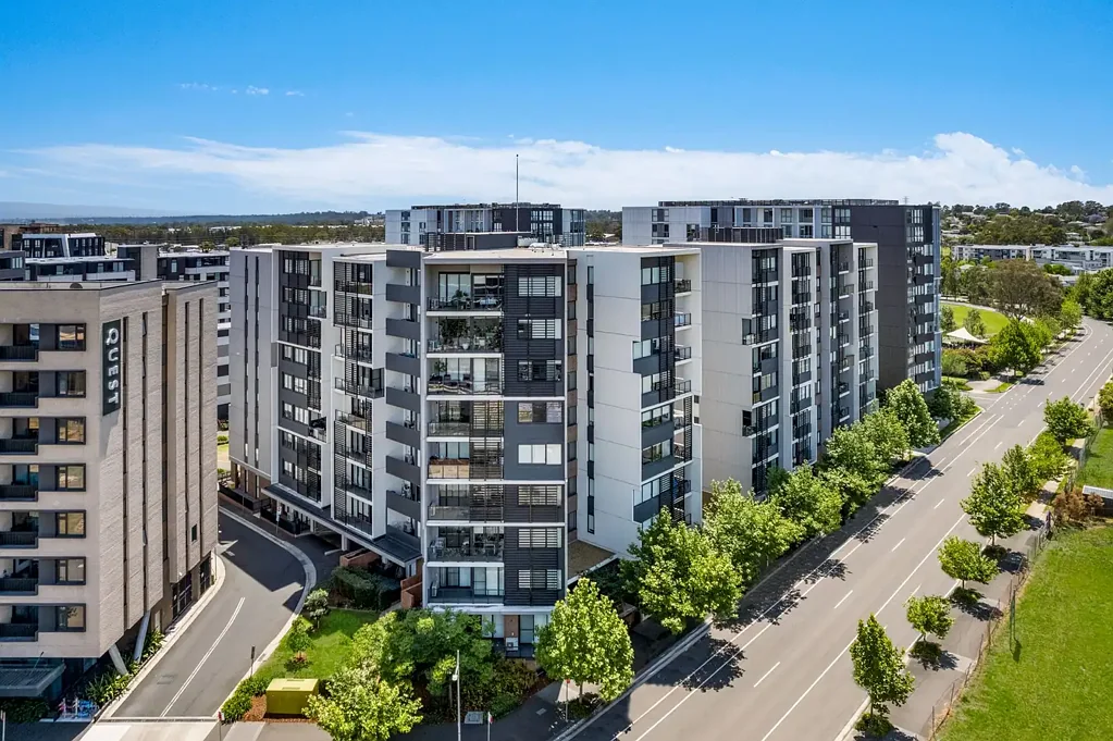 608/81A Lord Sheffield Circuit, Penrith, NSW 2750