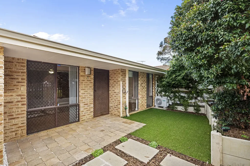 Yokine 2બેડરૂમ TEE OFF TO EASY LIVING - Charming Villa Opposite Yokine Golf Course
