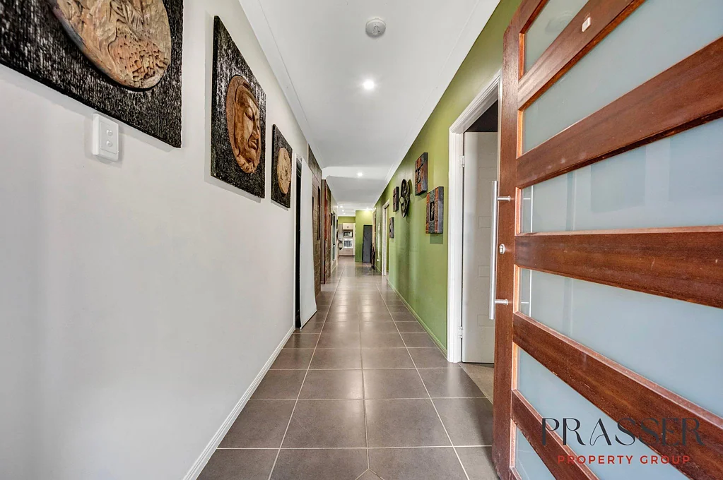 19 Mariala Court, Bushland Beach, QLD 4818